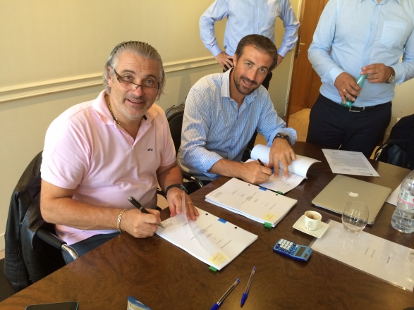 APF amorce la transition