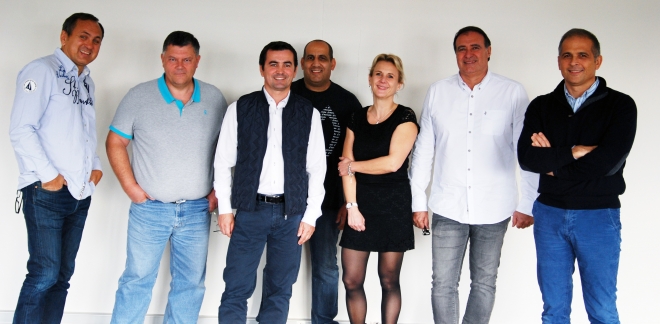 photo_equipe_aello_oct16 photo_equipe_aello_oct16