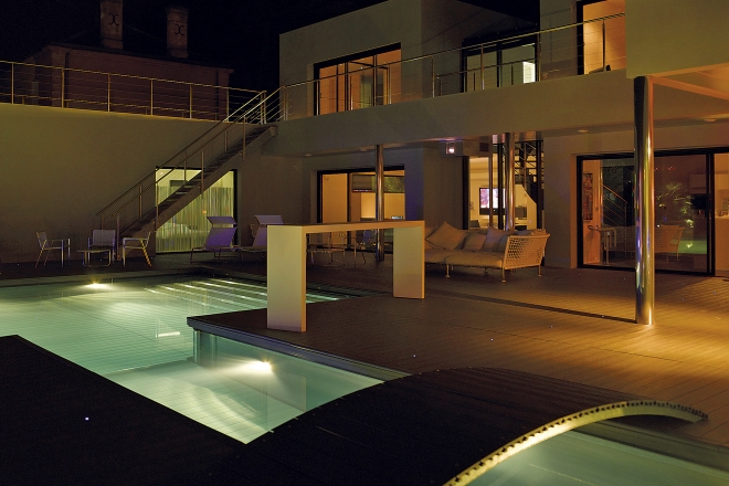 piscine carre bleu lap86 eclairage