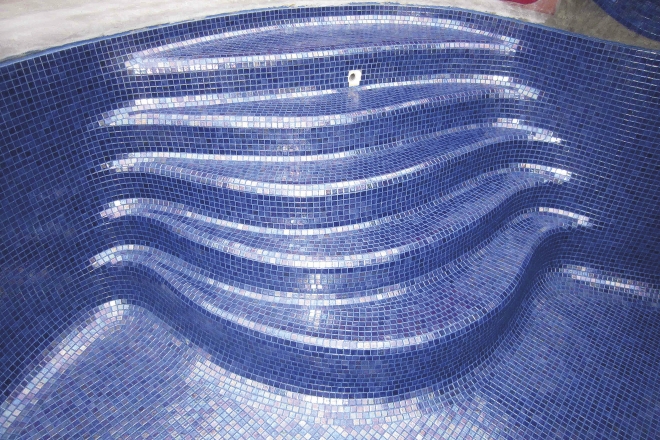 piscine emaux de verre nacre ezarri reference zafiroconcept mosaique