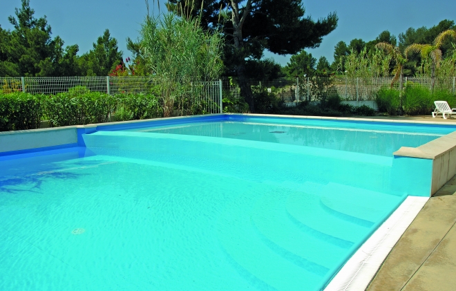 vu piscine Appart’Hôtel Victoria Garden - La Ciotat