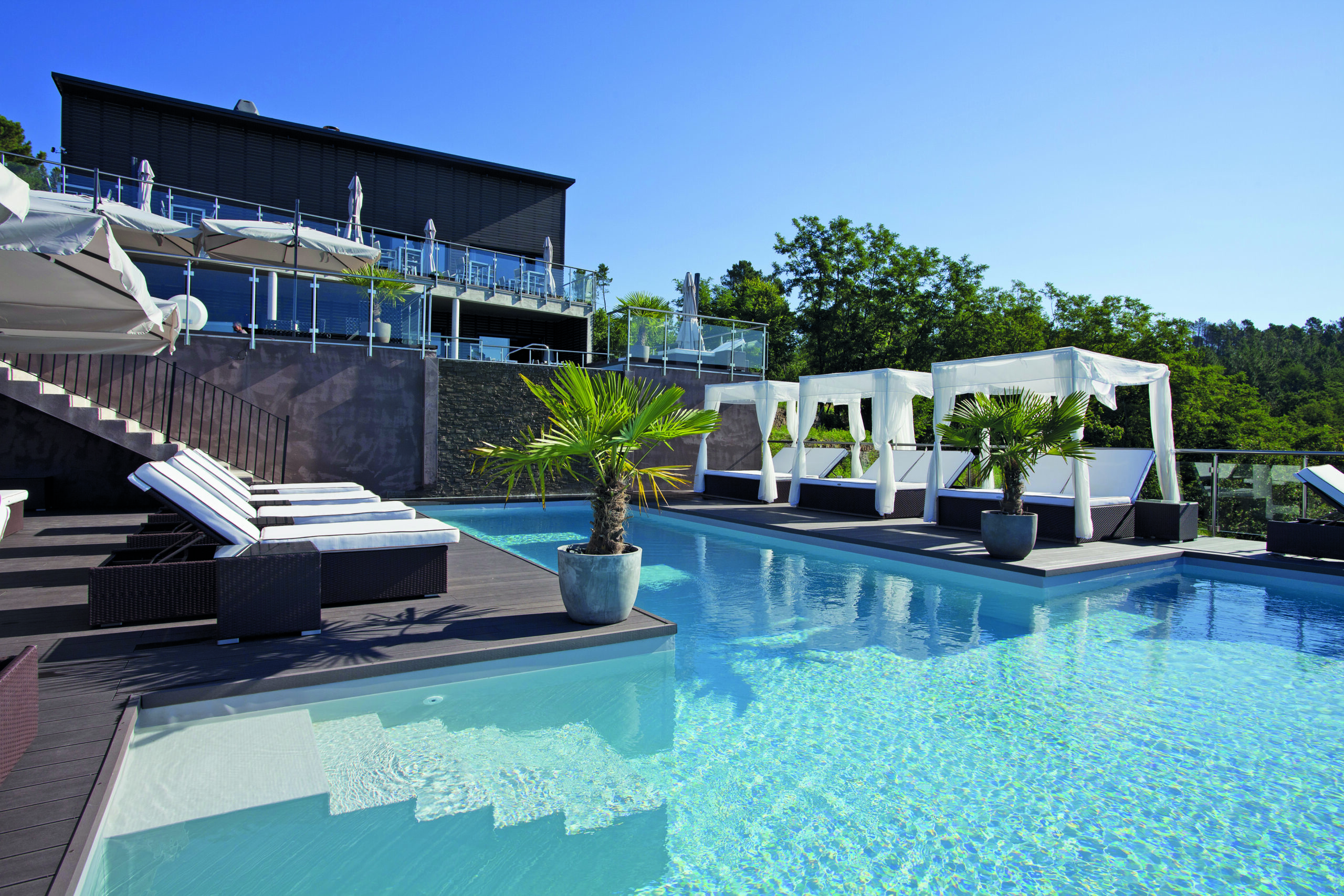 HOTEL-piscine DOMAINE DE CHALVECHES A FAUGERES (07) HOTEL-piscine DOMAINE DE CHALVECHES A FAUGERES (07)