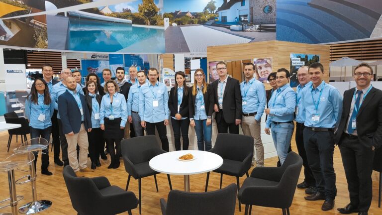 Groupe O²  Nextpool –  Sokool UNE FÉDÉRATION D’ENTREPRISES AU SERVICE  DE LA PISCINE