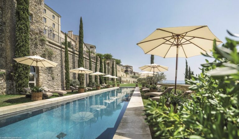 Création d’une nouvelle piscine LA BASTIDE DE GORDES, GORDES (84)