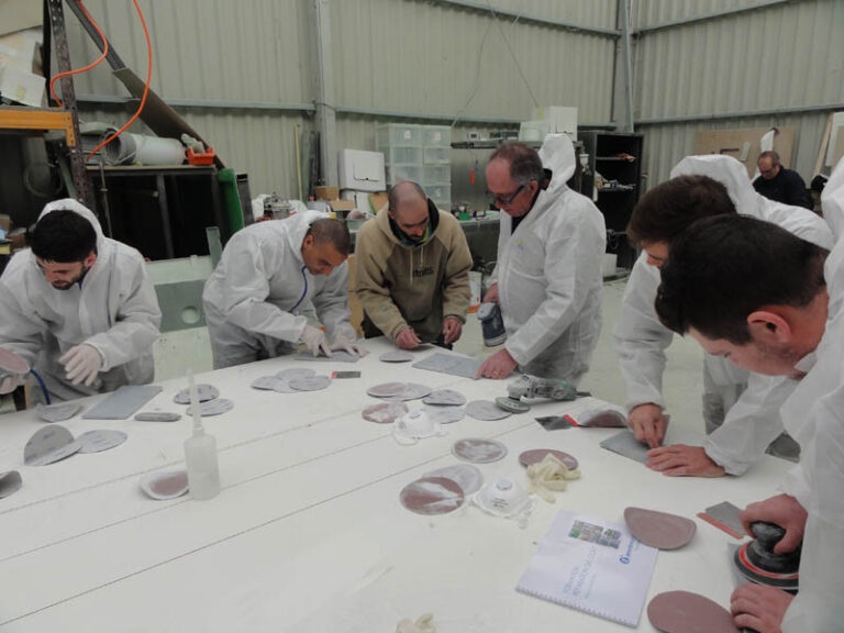 Formation « polyester » chez Génération Piscine