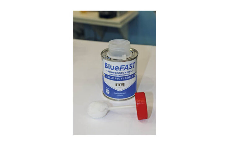 Colle spéciale PVC souple 