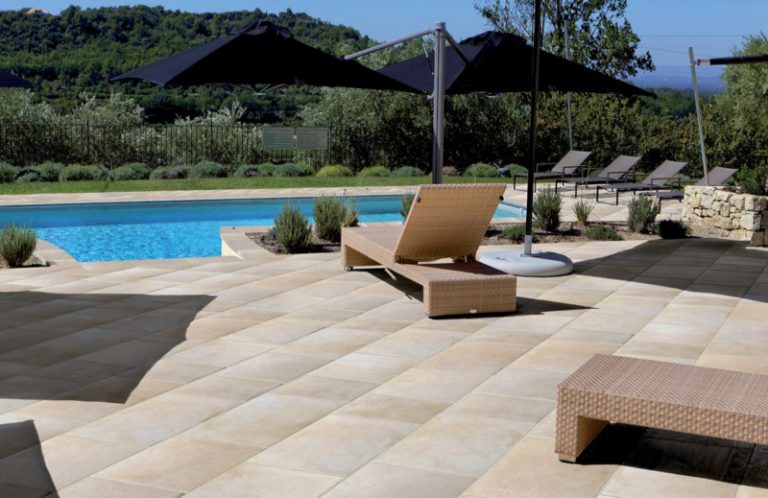 Carré d’Arc lance deux lignes béton pour 2020