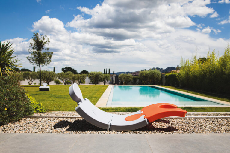 Un bain de soleil à assembler