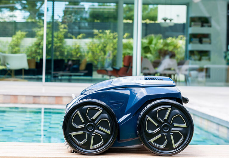 Zodiac® Alpha iQ™ PRO, l’ultra-performance pour les professionnels de la piscine