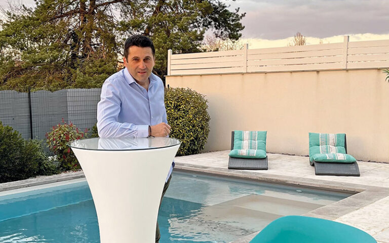 Azur Piscines : nous proposons des bassins sur mesure