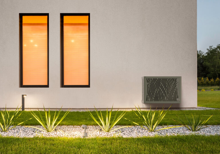 Outsteel : des solutions esthétiques pour intégrer les PAC