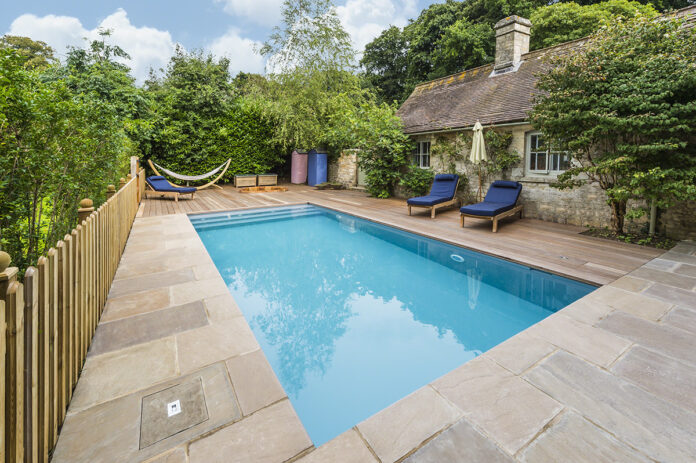 NIVEKO_Skimmer Invisible 202108