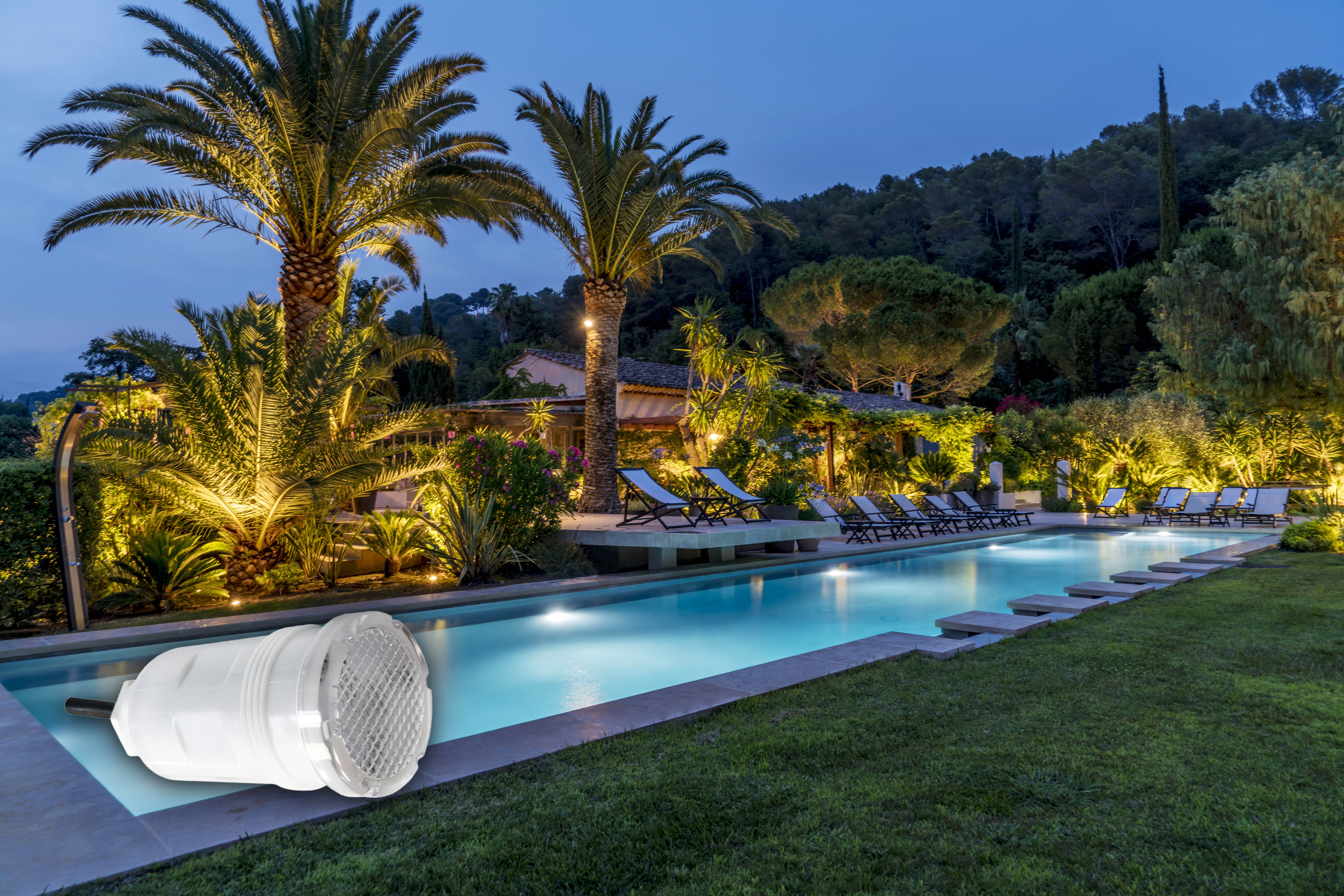 Des enjoliveurs pour projecteur tubulaire par Seamaid