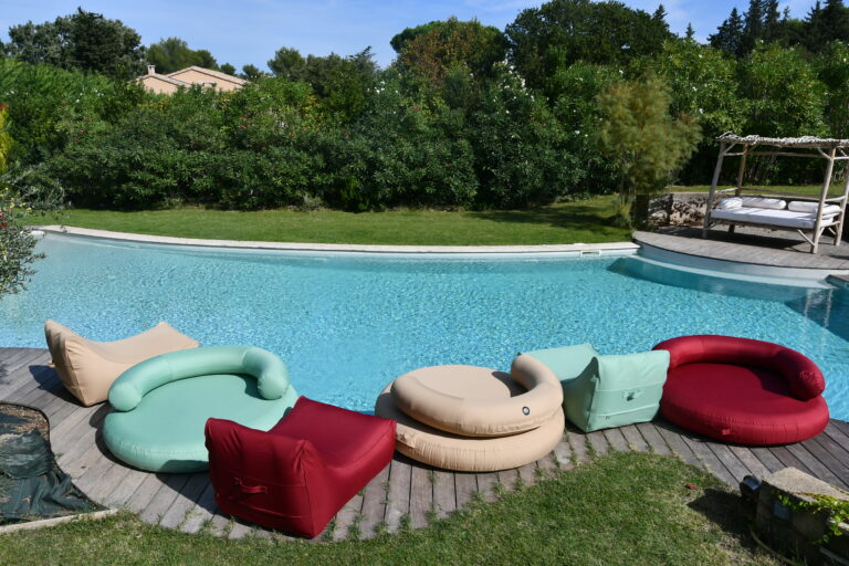 Wink Air, des coussins résistants au chlore et aux UV