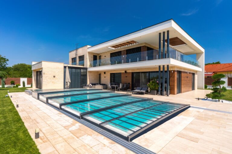 Abricomet présente Horizon, un abri plat à la structure brevetée