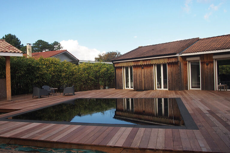Création d’une mini piscine miroir à débordement