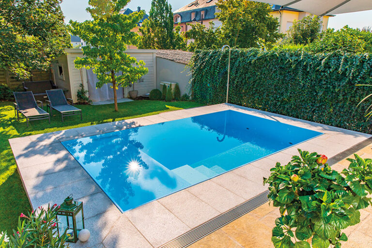 Niveko présente sa gamme de piscines monocoques 