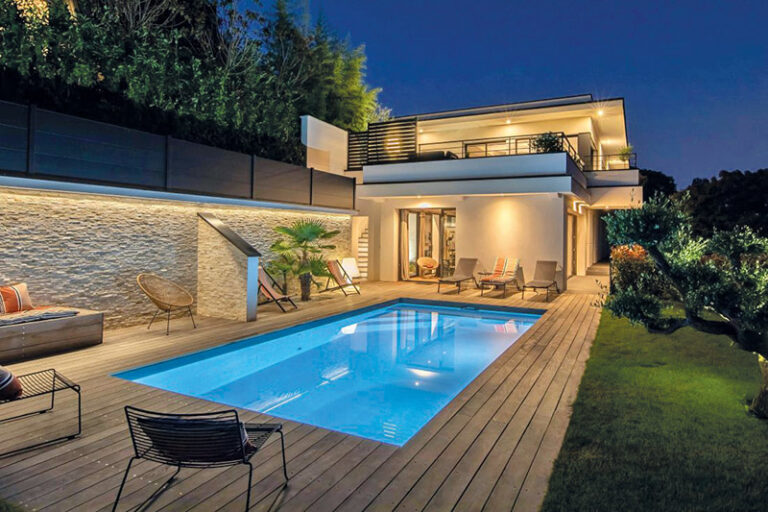 Partenariat Piscinelle / Espaces Atypiques : la piscine au centre du projet